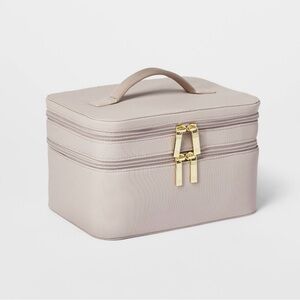 Signature Toiletry Bag Atmosphere - Open Story️ Taupe